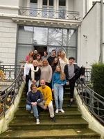 Groß (d4ff24_0efd057938d54fa6adcfc9ac440bac5d~mv2).jpeg